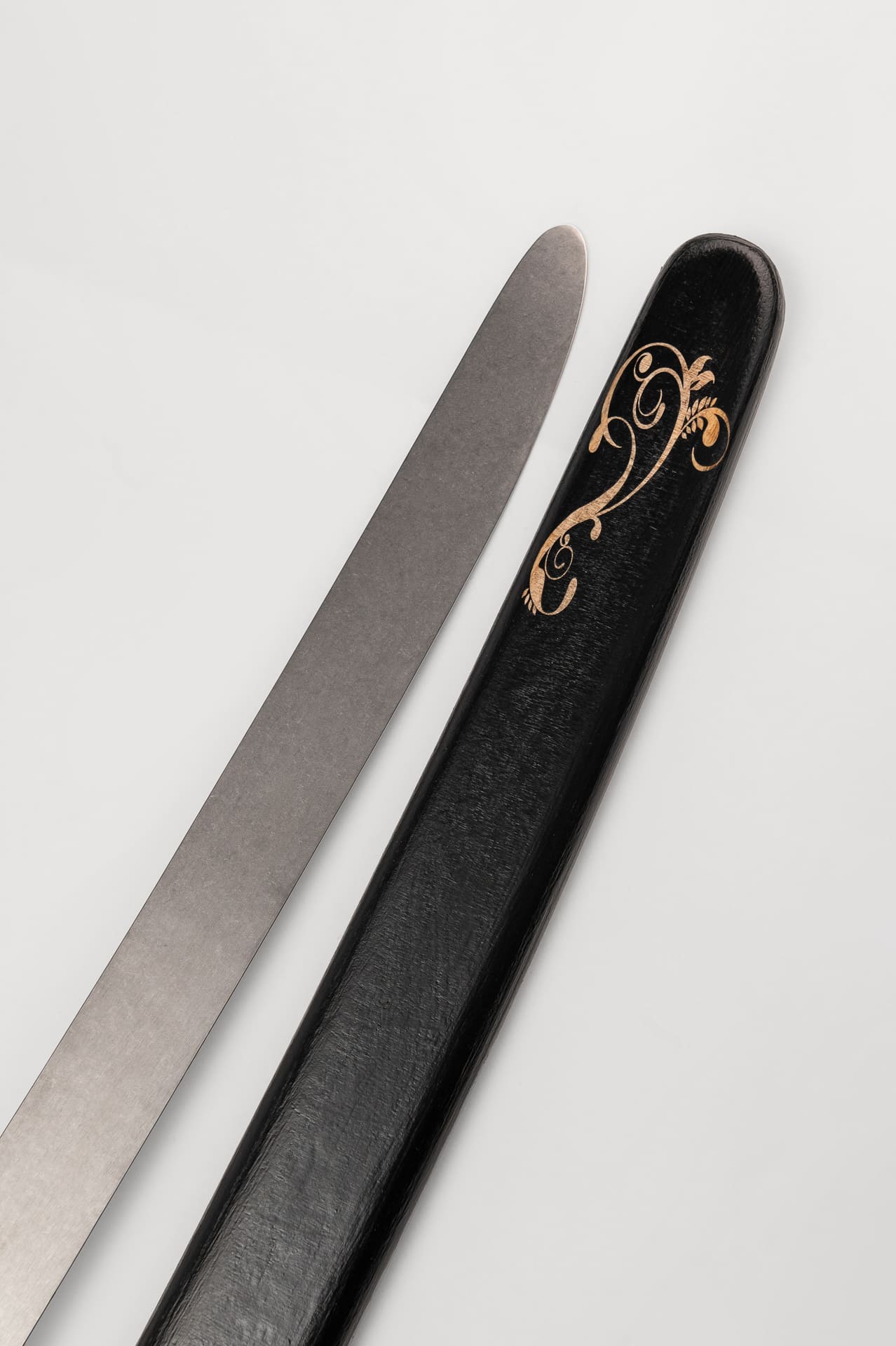 Шашка Спортивная 93 см в деревянных ножнах фото 