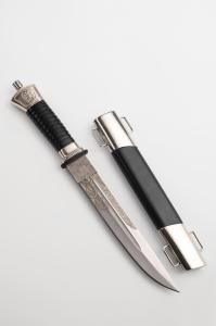 Нож Пластунский с резьбой мельхиор  Нож Пластунский с резьбой мельхиор фото