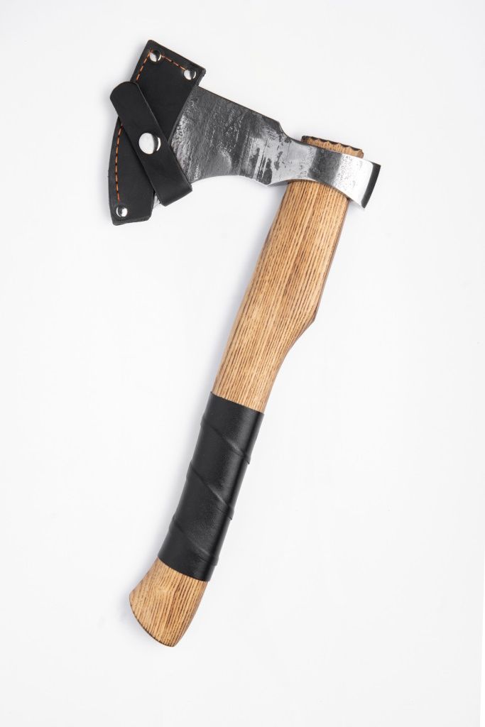 Топор Таежный фото 