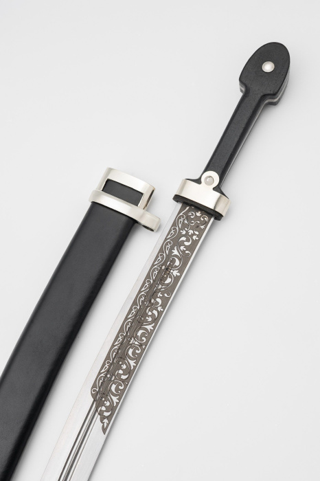 Кинжал Бебут с резьбой мельхиор  1907 года фото 