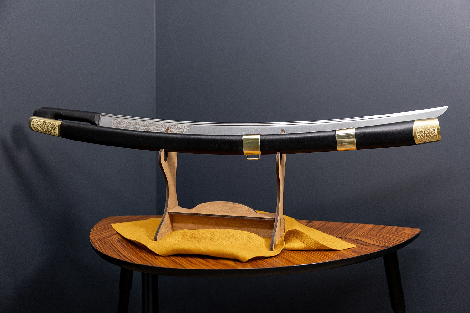 Шашка Кавказская с резьбой 1904 года фото 