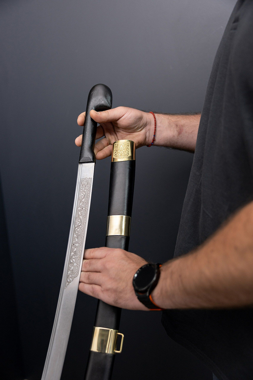 Шашка Кавказская с резьбой 1904 года фото 