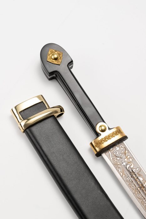 Кинжал Бебут с резьбой 1907 года фото 